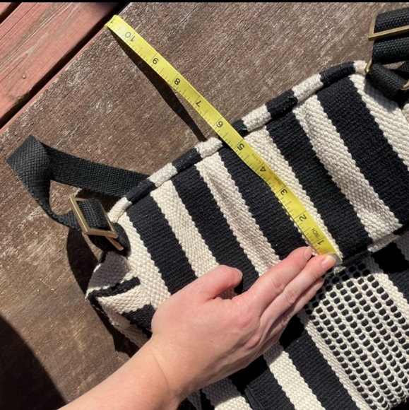 Wooven backpack purse - Picture 4 of 7